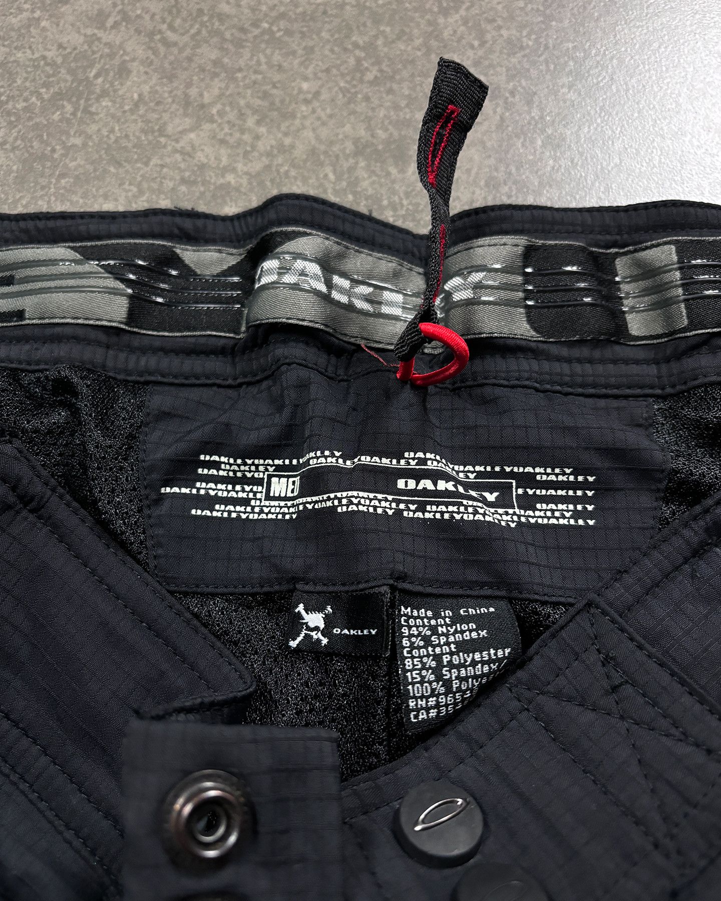 Oakley Oakley MTB Cargo Shorts Technical Black Size US 34 / EU 50 - 9 Thumbnail