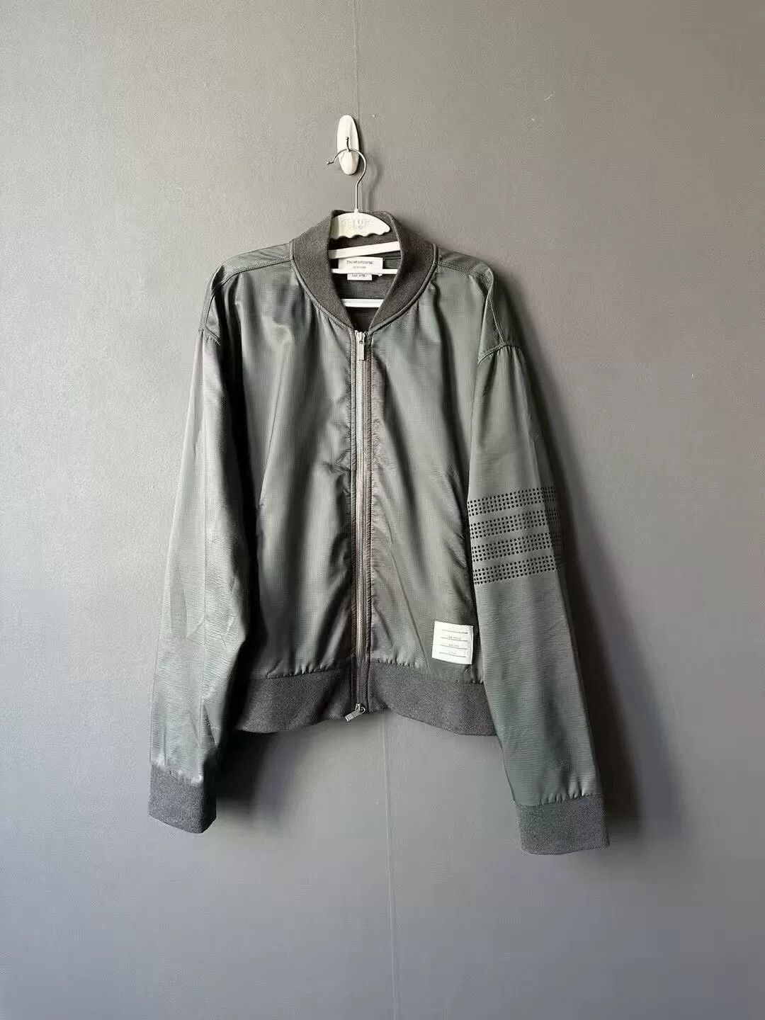 Thom Browne thom browne jacket in gray with unique design Size US L / EU 52-54 / 3 - 1 Thumbnail