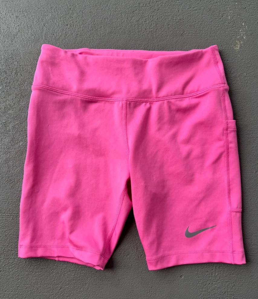 Nike Nike Pink Biker Shorts Small Size 28" / US 6 / IT 42 - 1 Thumbnail