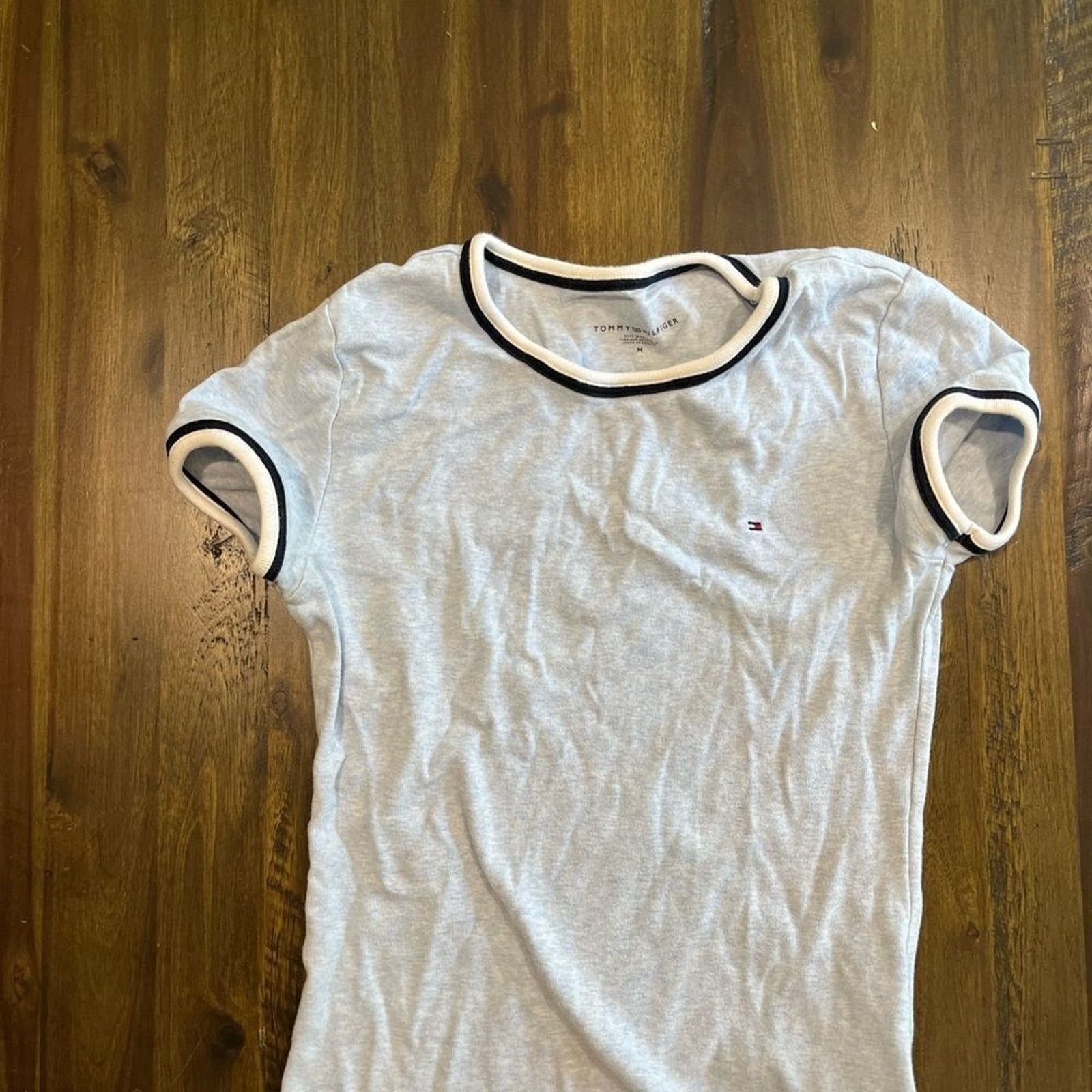 Tommy Hilfiger Tommy Hilfiger Slim FIt White Crew Neck Shirt Women's Size M Size M / US 6-8 / IT 42-44 - 3 Thumbnail