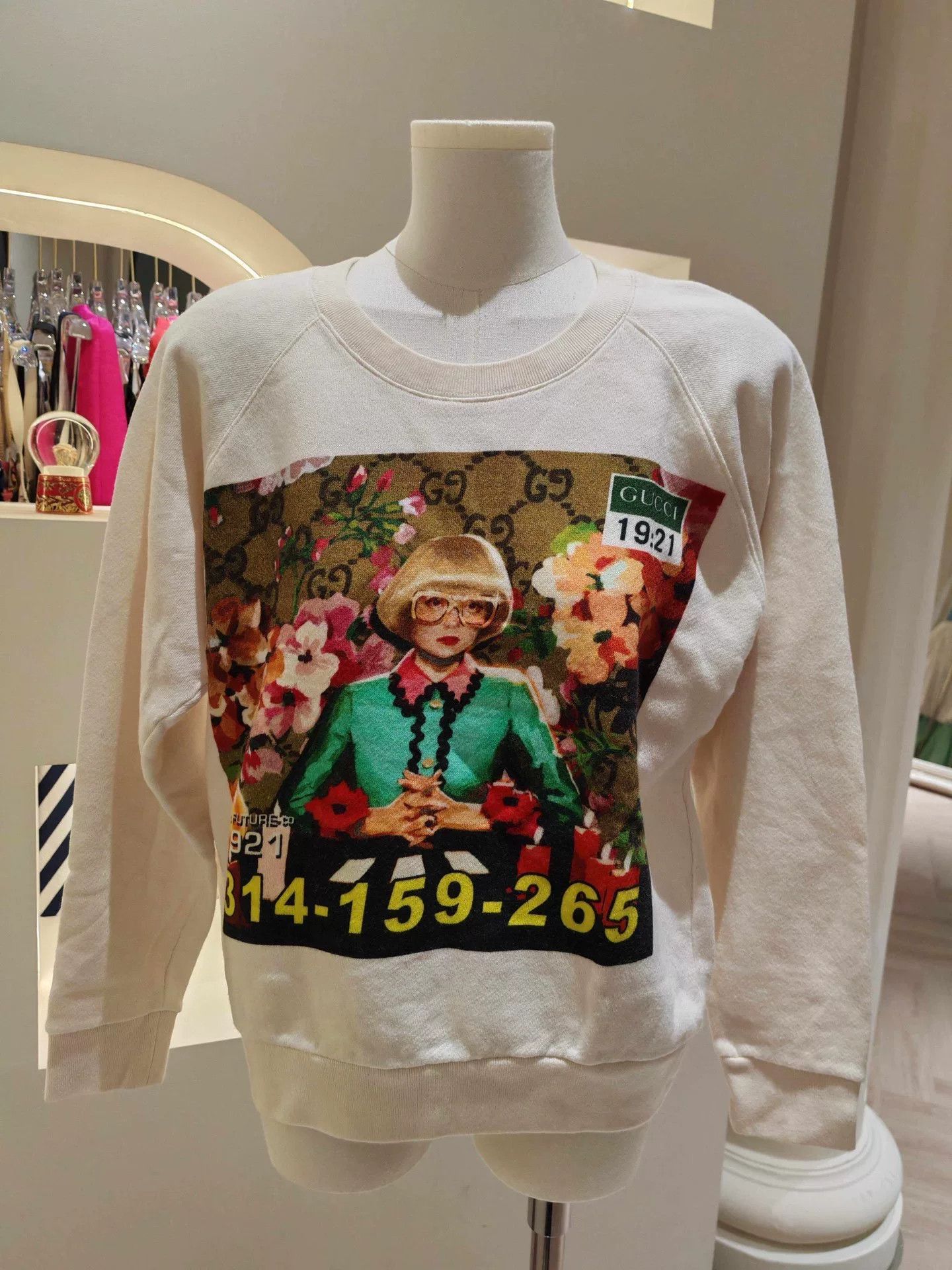Gucci Gucci Pre-Spring Portrait Print Sweatshirt XS Size XS / US 0-2 / IT 36-38 - 1 Thumbnail