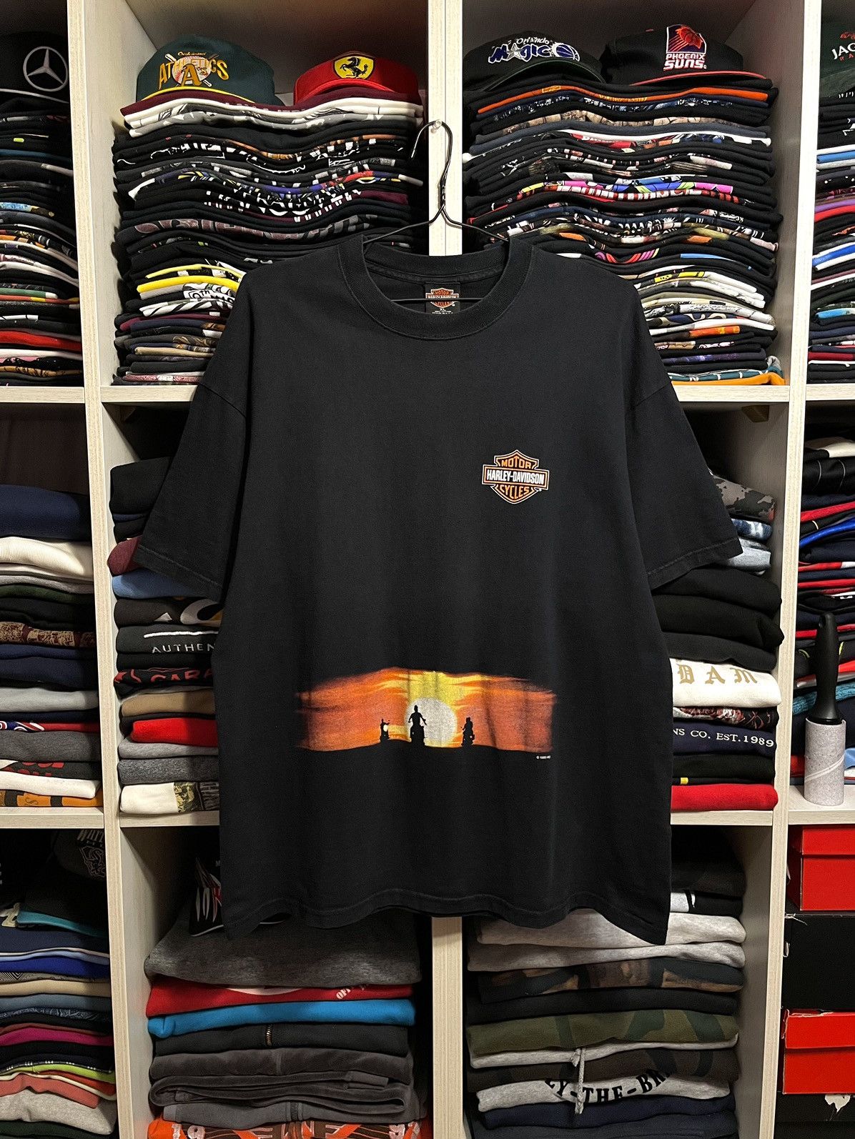 Harley Davidson Vintage 1999 Harley Davidson 90s 3D Emblem Style T-Shirt Size US XL / EU 56 / 4 - 2 Thumbnail