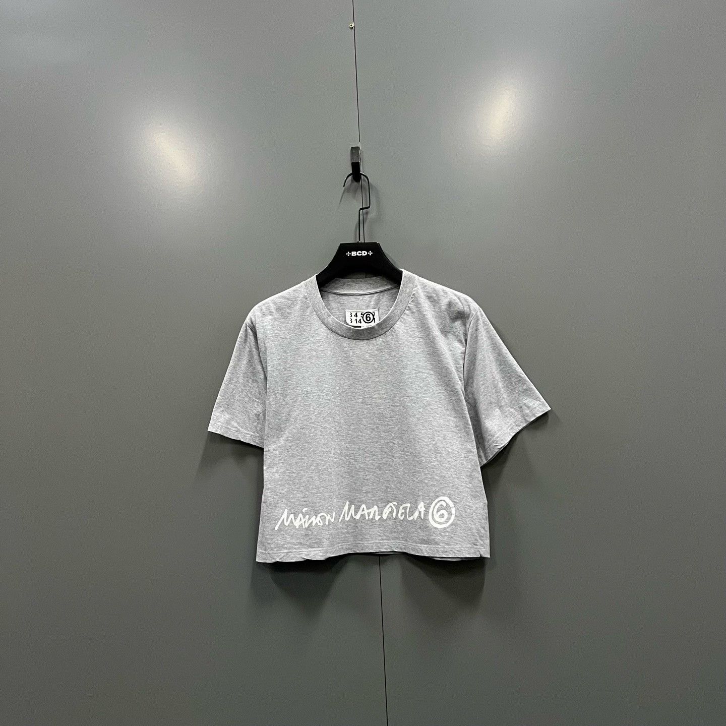 Maison Margiela Maison Margiela Retro Gray T-Shirt S Women Size S / US 4 / IT 40 - 1 Thumbnail