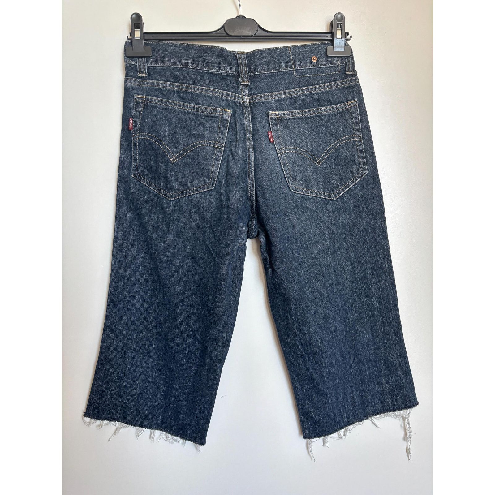 Levi's Levi's W30 Double Red Tab Y2K Cut-Off Capri Denim Shorts Size US 30 / EU 46 - 7 Thumbnail