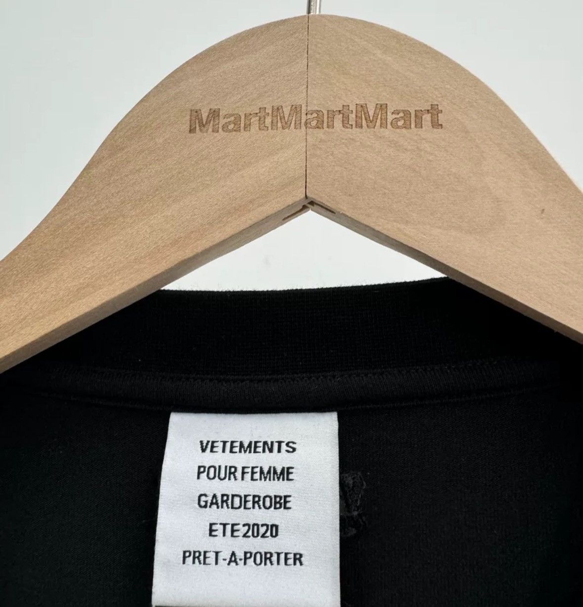 Vetements Vetements 20ss poster slogan: tight long sleeved shirt Size US S / EU 44-46 / 1 - 6 Thumbnail