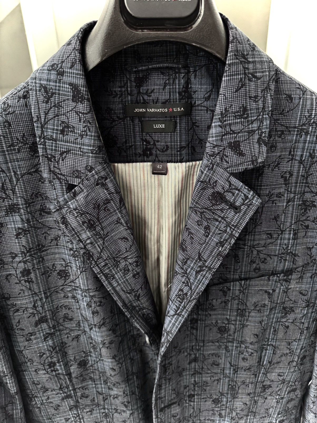 John Varvatos JOHN VARVATOS STAR USA MEN’S BLAZER - SIZE 42 Size 42R - 2 Thumbnail
