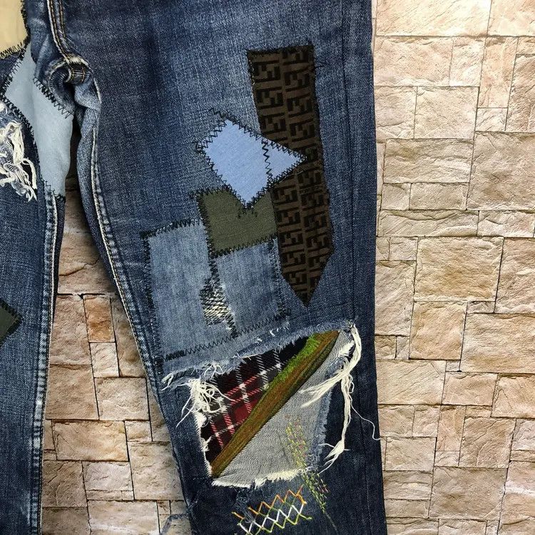 Levi's DL 553 Levis patchwork Distressed ripped Denim jeans #A135 Size US 28 / EU 44 - 11 Thumbnail