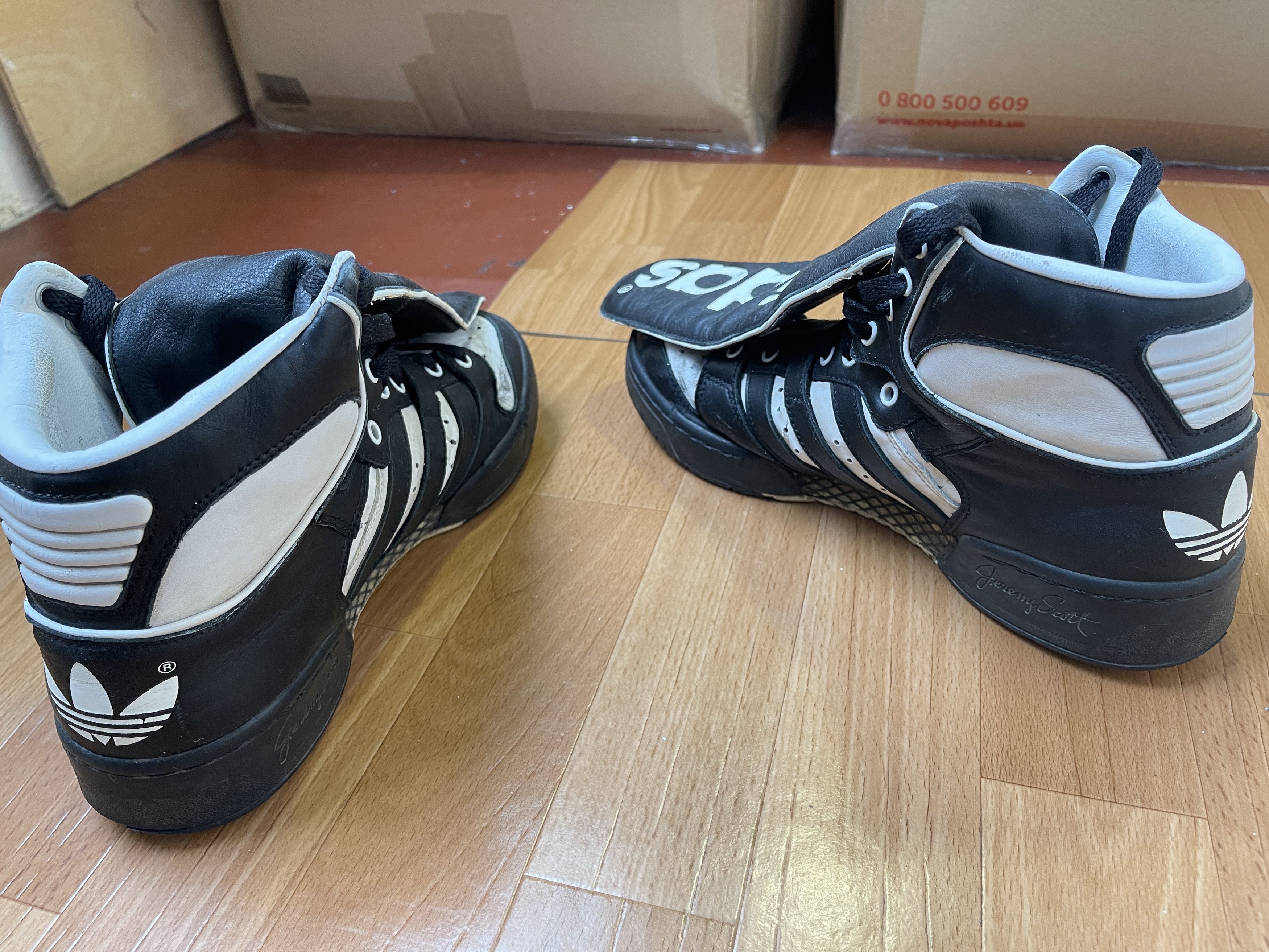 Adidas × Jeremy Scott Adidas Jeremy Scott Sneakers Conductor Instinct Shoes G00905 Size US 9 / EU 42 - 12 Thumbnail