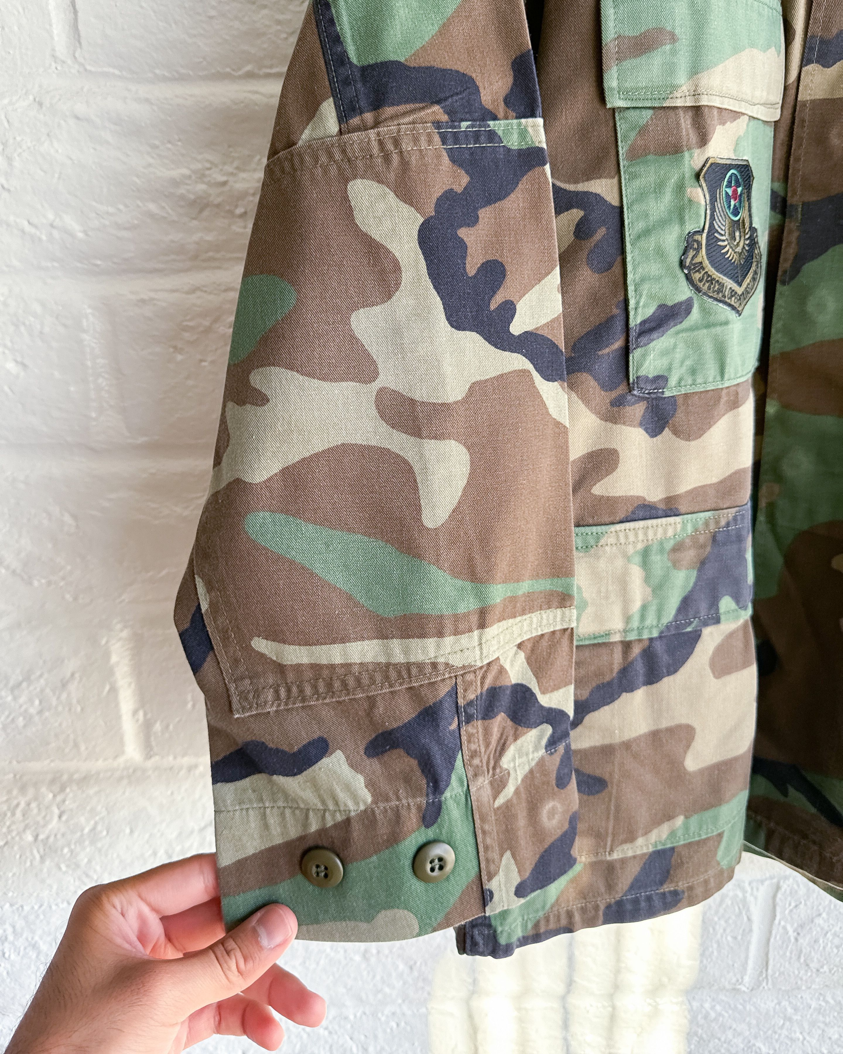 Vintage Vintage US Air Force Specialist Field Jacket Woodland Camo Size US S / EU 44-46 / 1 - 3 Thumbnail