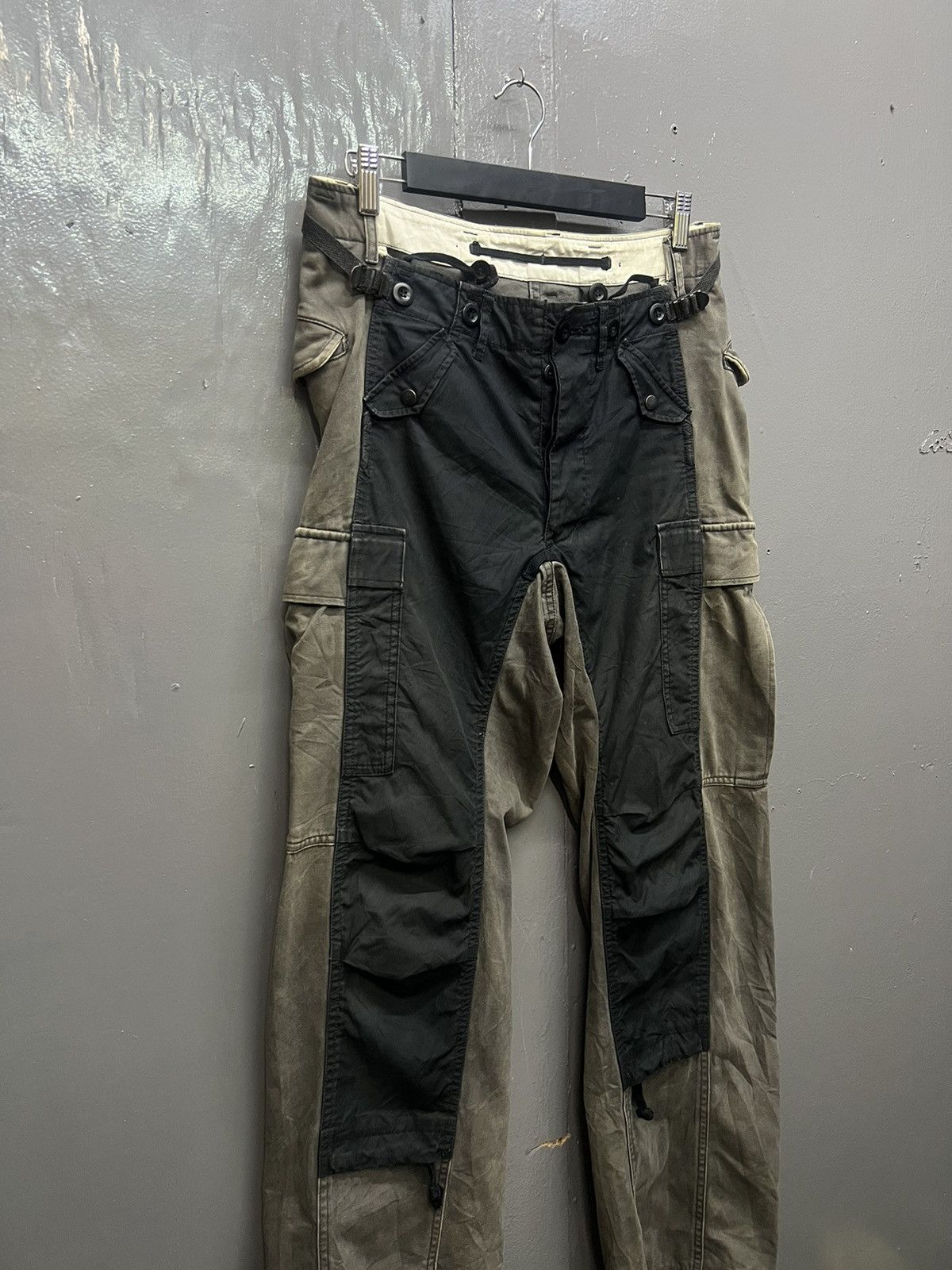 Maison MIHARA YASUHIRO 🔥MIHARAYASUHIRO RECONSTRUCT BONDAGE CARGO PANTS SIZE 32 Size US 32 / EU 48 - 2 Thumbnail