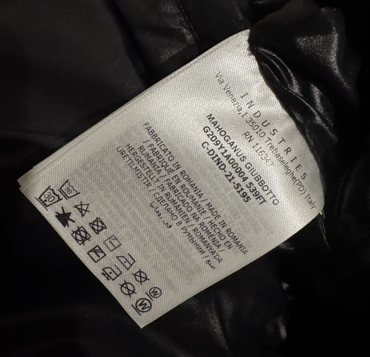 1017 ALYX 9SM × Moncler Moncler X 1017 ALYX 9SM Mahoganus Puffer Jacket Black Size US M / EU 48-50 / 2 - 10 Thumbnail