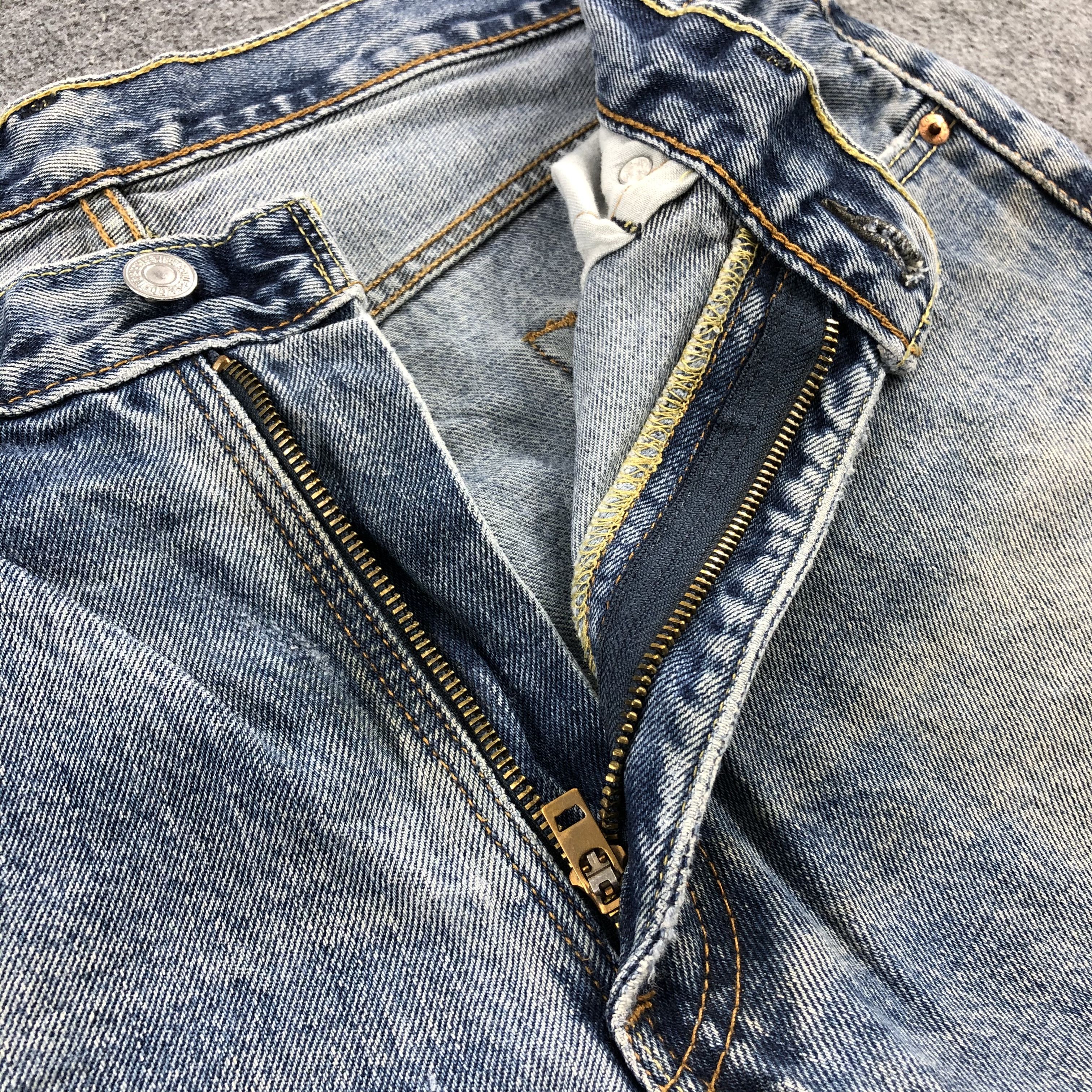 Levi's × Vintage Vintage Light Wash Levis 550 Jeans-JM1414 Size US 34 / EU 50 - 9 Thumbnail