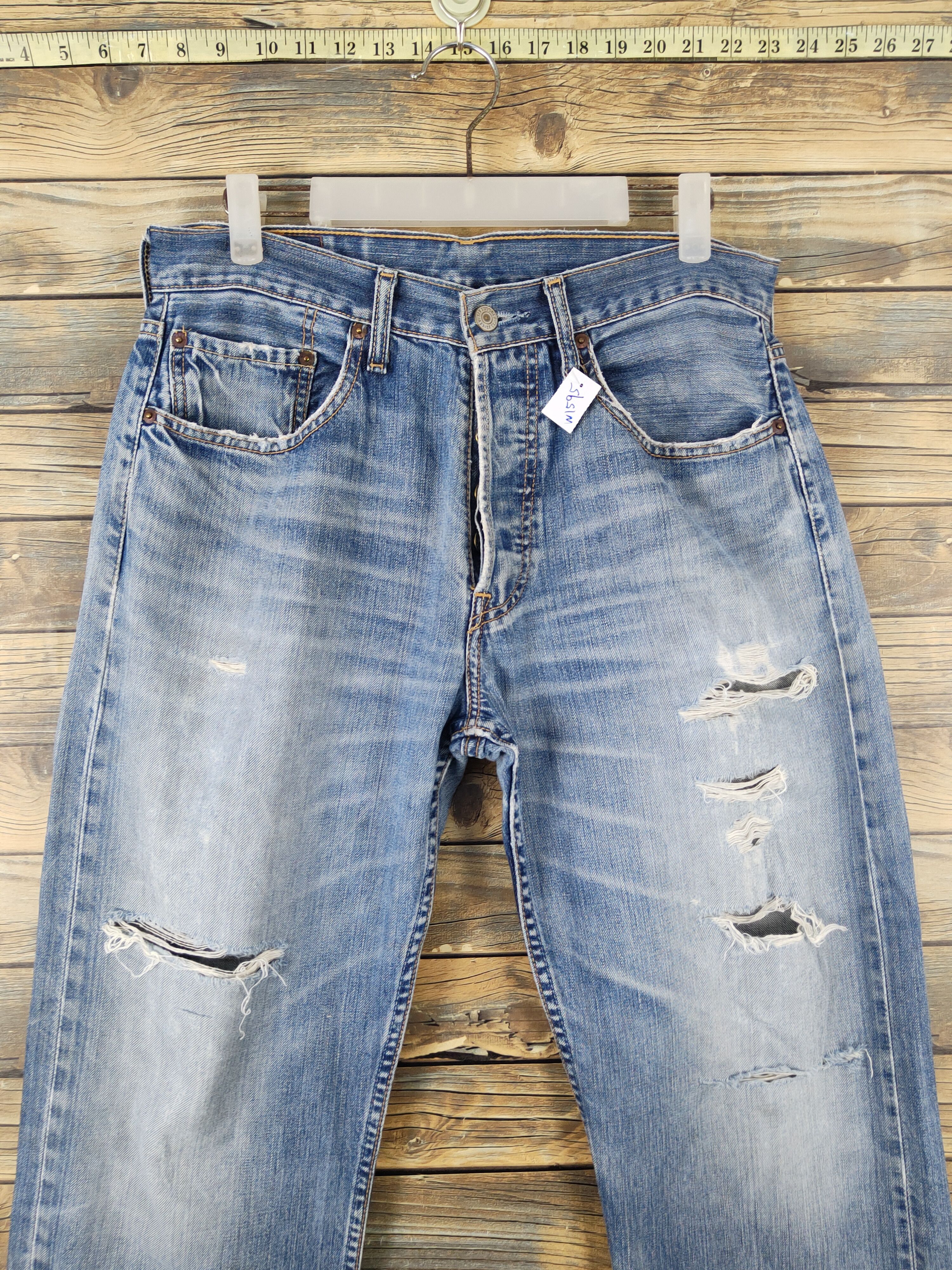 Levi's 501 Levis Blue Distressed Ripped denim Jeans #W1595 Size US 32 / EU 48 - 2 Thumbnail