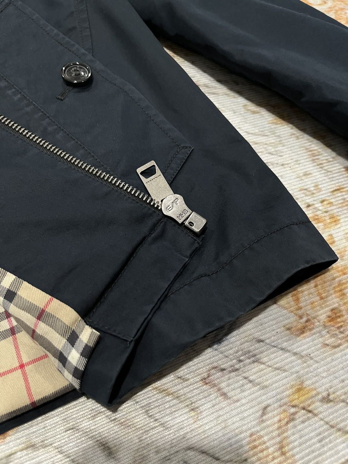 Burberry Burberry Brit Nova Check Lined Jacket Size US M / EU 48-50 / 2 - 9 Thumbnail
