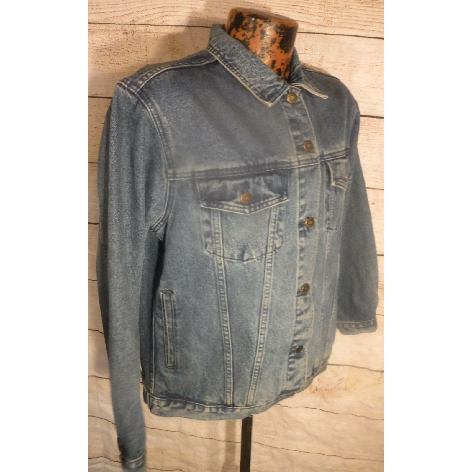 Vintage Vintage Cabela's Women's Small Blue Denim Trucker Jacket 4 Pocket 80s 90s Casual Women's Size 28" / US 6 / IT 42 - 2 Thumbnail