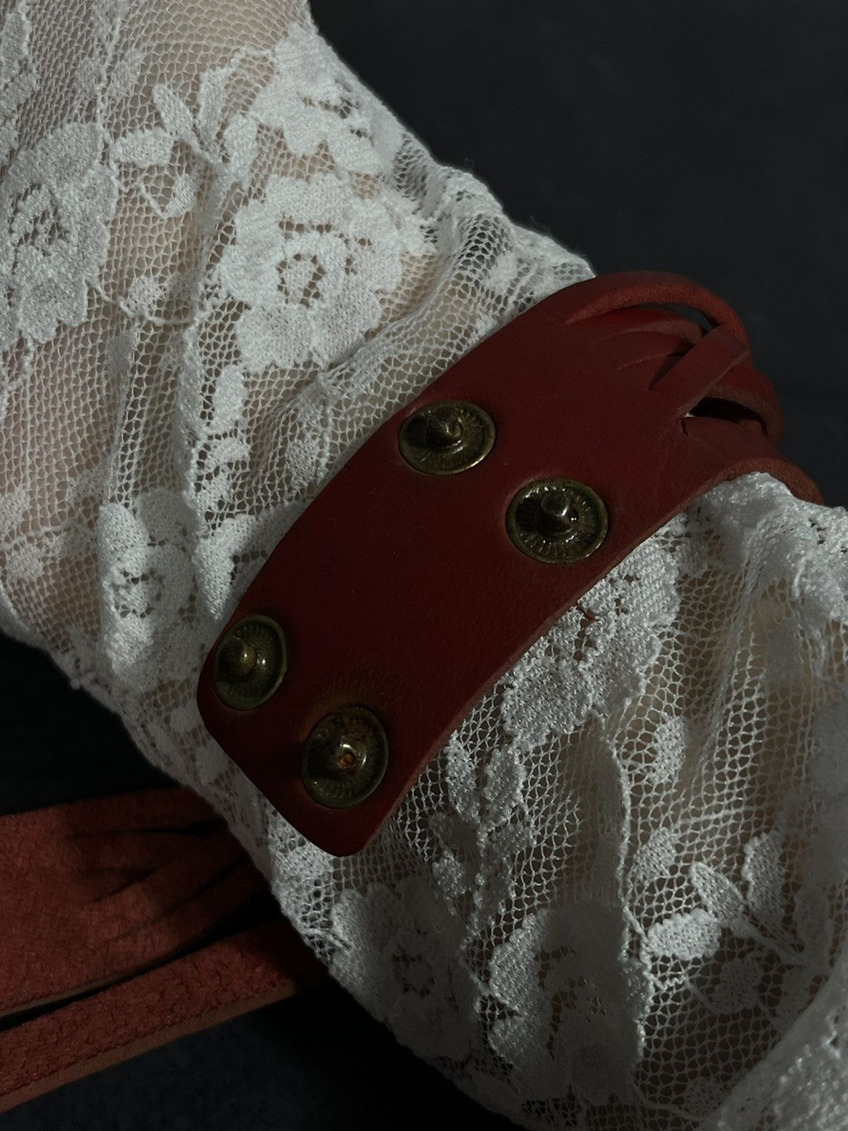 Jewelry × Vintage Vintage Red Leather Wrap Watch, Unique Boho Style Size ONE SIZE - 11 Thumbnail