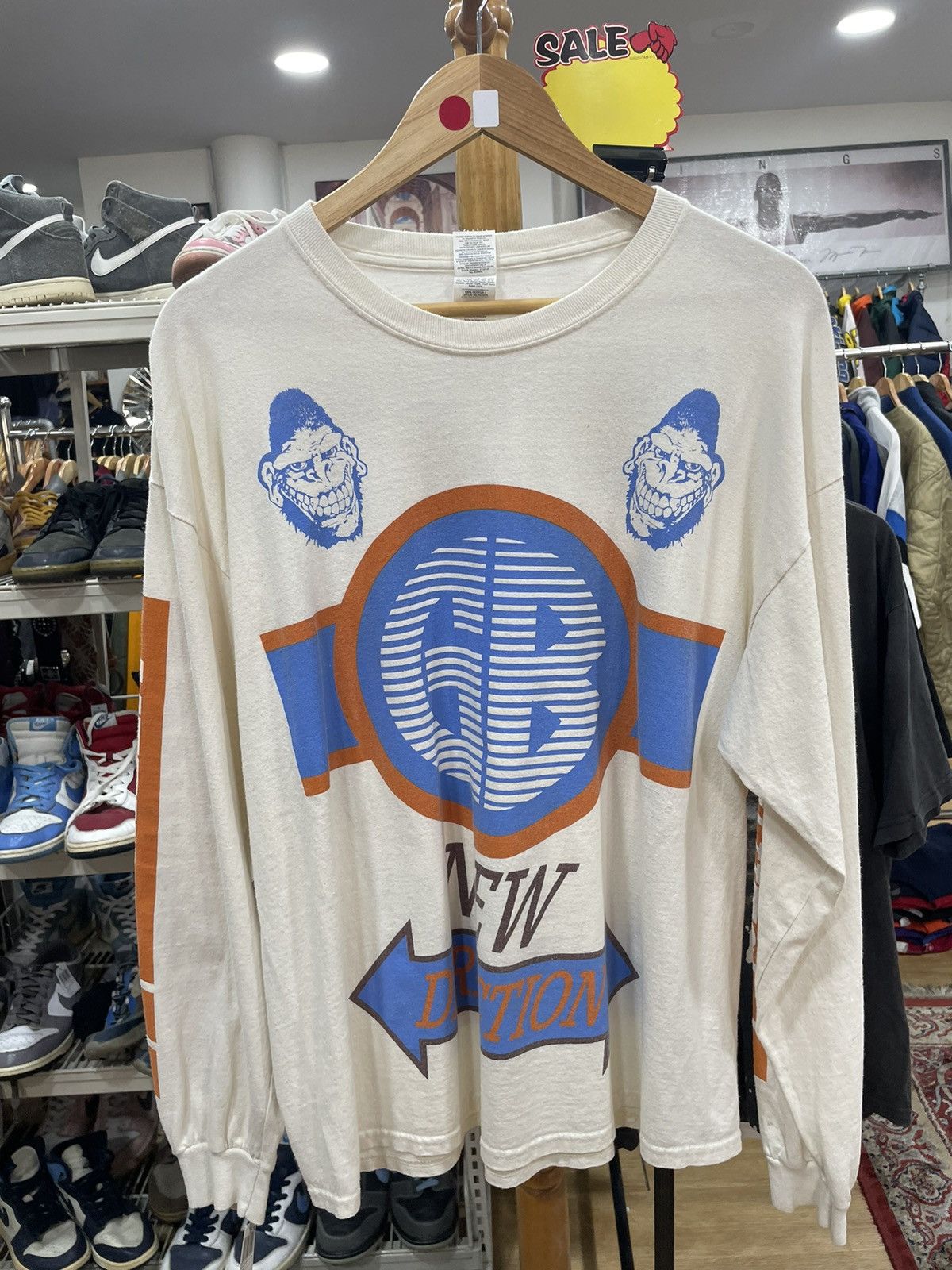 image of Gildan x Vintage Gorilla Vintage in White, Men's (Size XL)