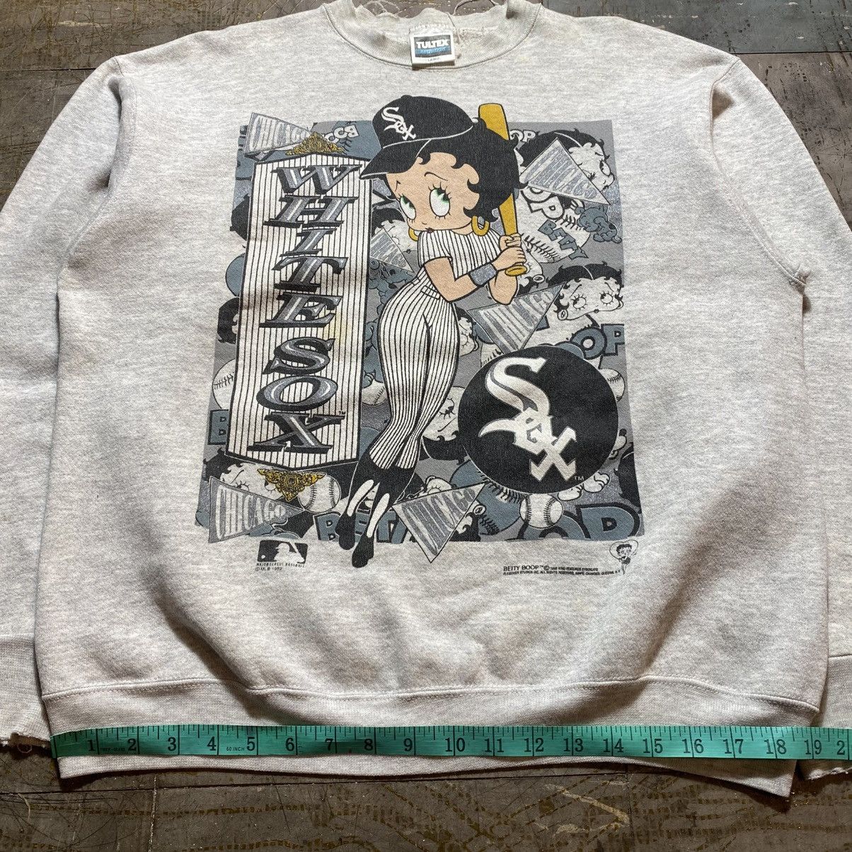 Cartoon Network Vintage Betty Boop X MLB White Sox Sweatshirt Size US L / EU 52-54 / 3 - 16 Thumbnail