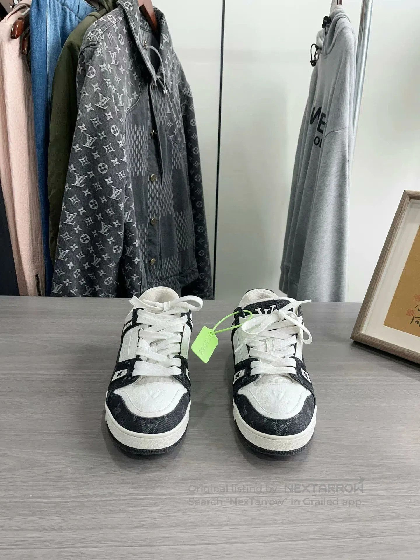 Louis Vuitton Louis Vuitton LV Trainer Black and White Sneakers. Size US 8 / EU 41 - 1 Thumbnail