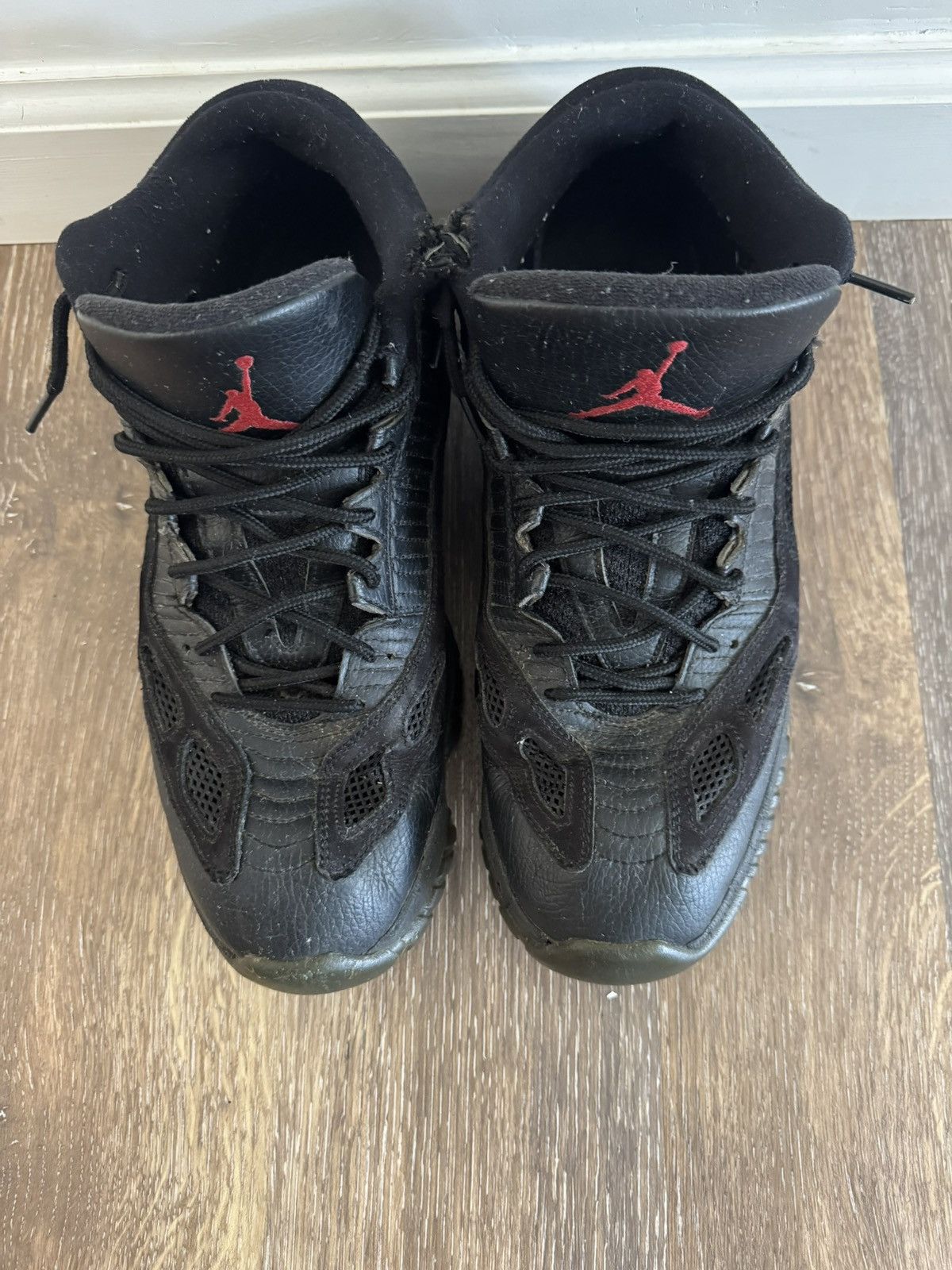 Air Jordan 11 IE Low Referee