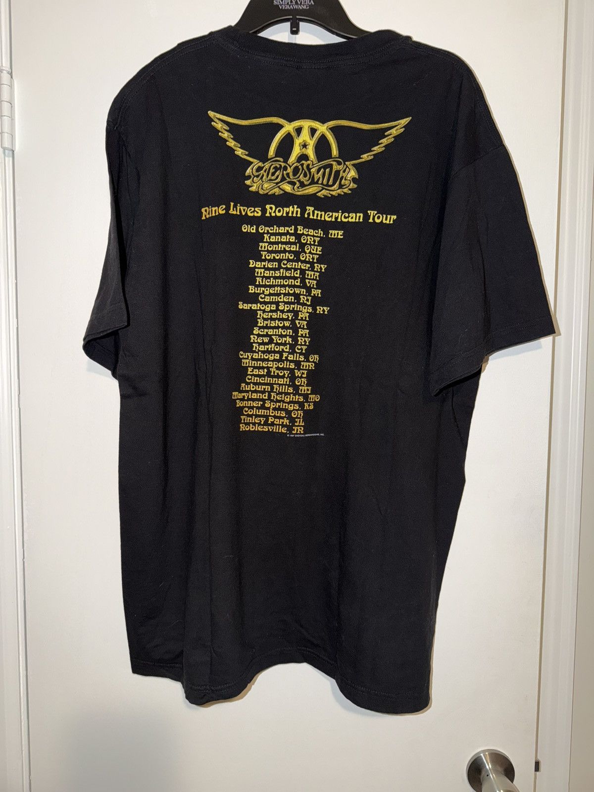 Giant Vintage Aerosmith 1997 Nine Lives North American Tour TS XL Size US XL / EU 56 / 4 - 6 Thumbnail