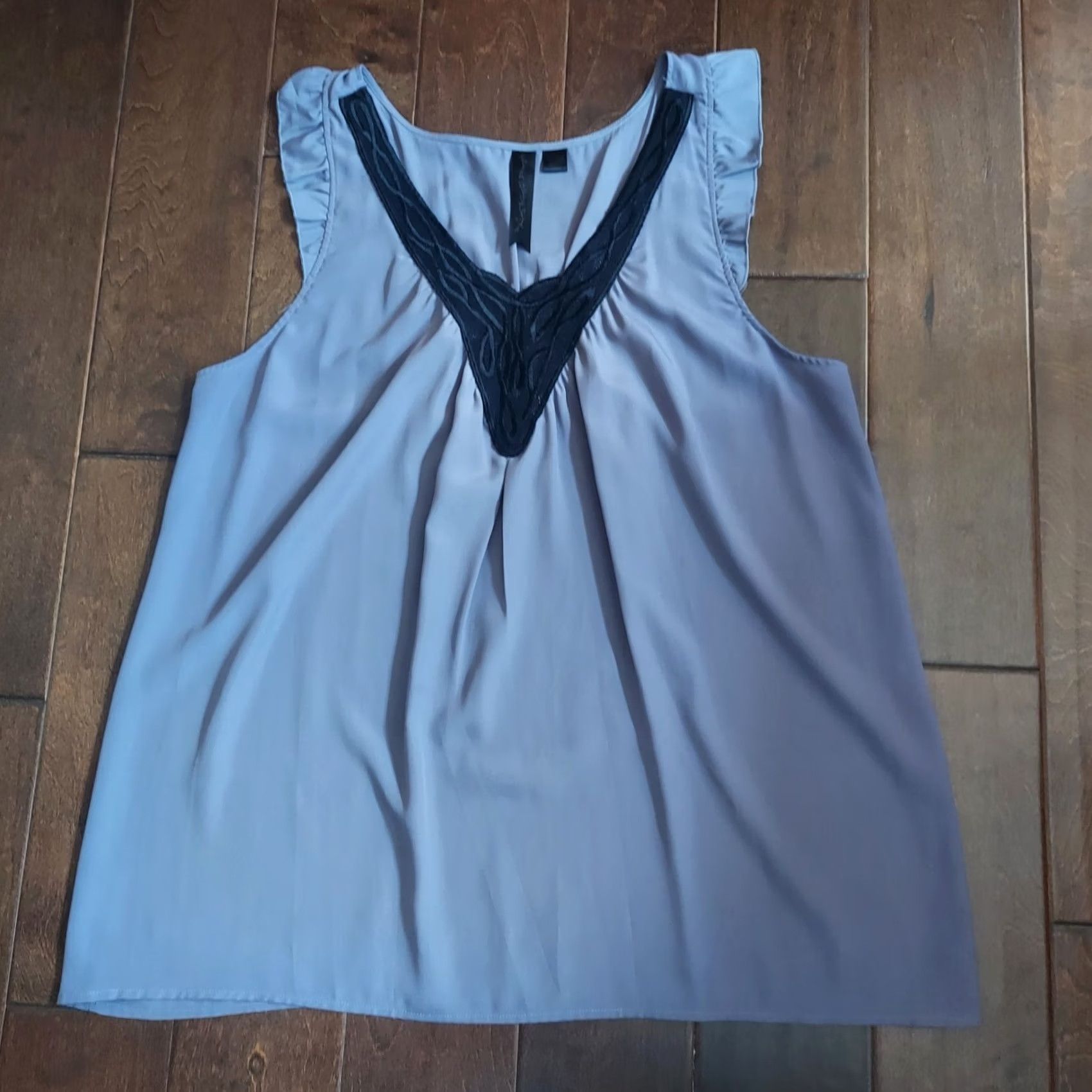 Brandblack Petticoat Alley Blouse - Blue Black Ruffle Sleeveless, L, Women, Polyester, Basic, Size L, Pre-owned, (Petticoat Alley) Size L / US 10 / IT 46 - 2 Thumbnail