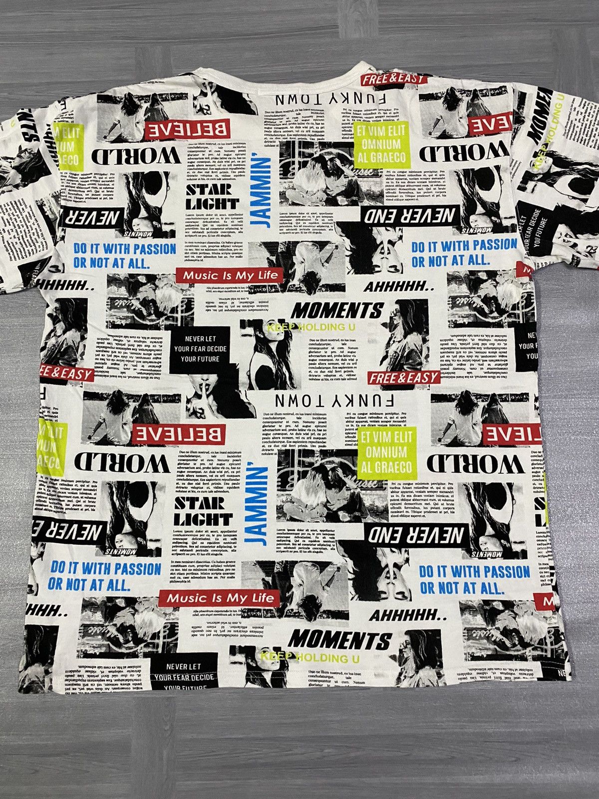 Japanese Brand Thunder Storm Newspaper Headlines Tees Size US XL / EU 56 / 4 - 14 Thumbnail