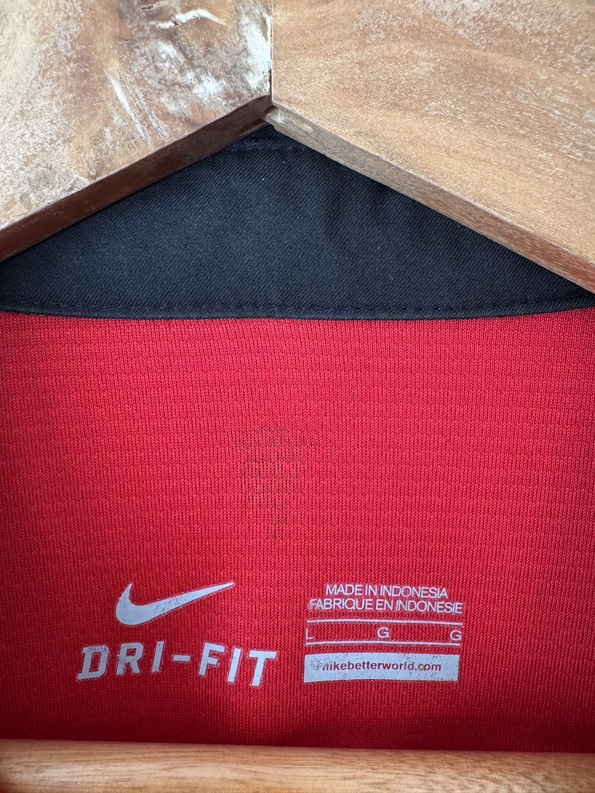 Nike Manchester United 2013-2014 Home Soccer Jersey Nike Shirt Size US L / EU 52-54 / 3 - 16 Thumbnail