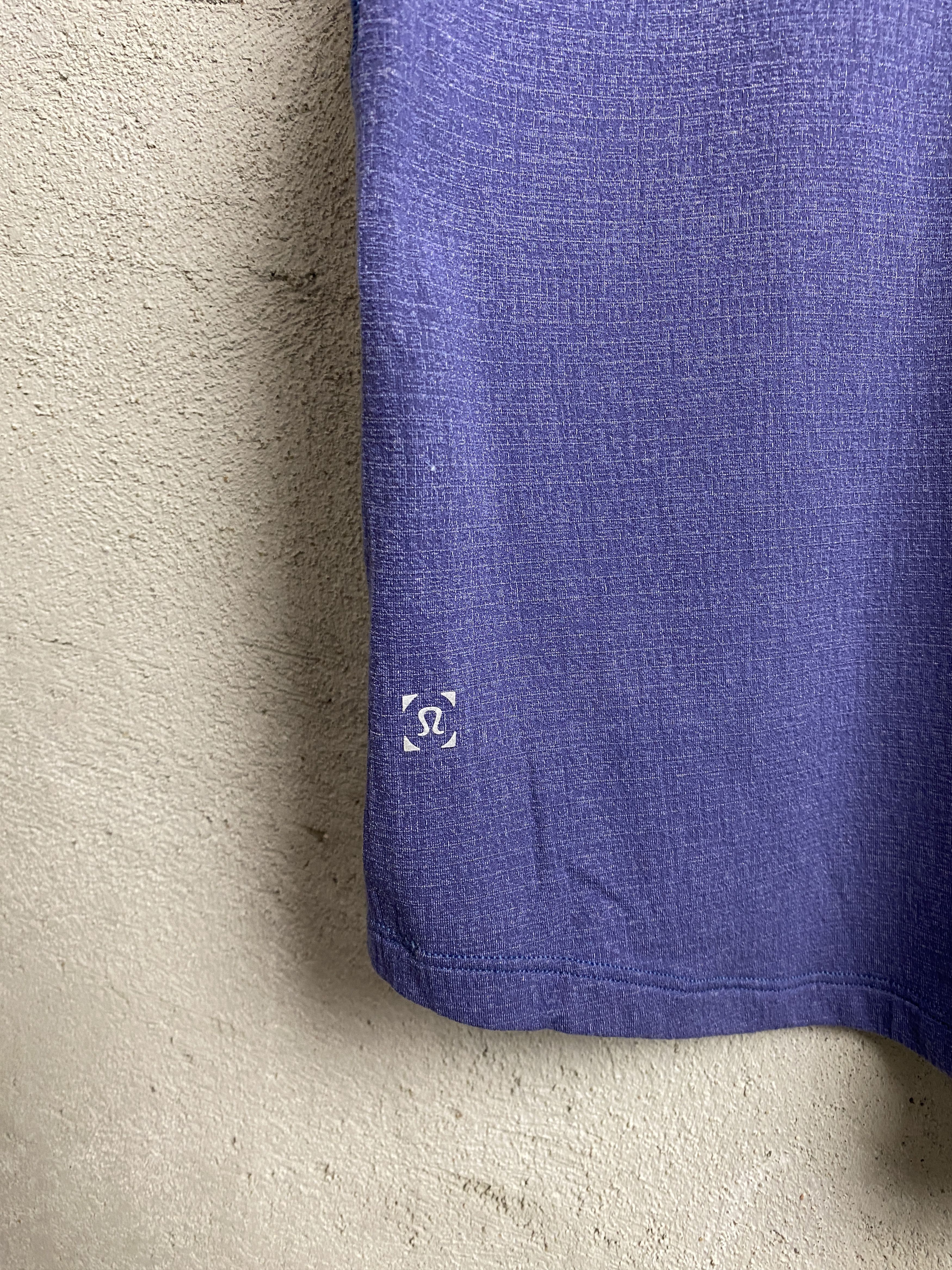 Lululemon Lululemon t-shirt tee sport gym pilates yoga Size US M / EU 48-50 / 2 - 4 Thumbnail