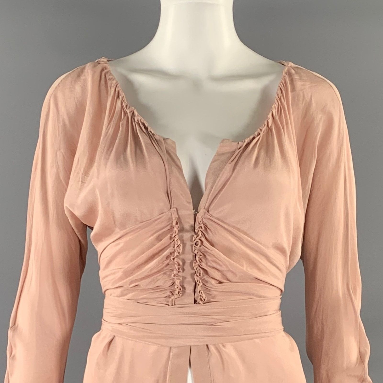 Gucci GUCCI Size M Taupe Silk Blouse Size M / US 6-8 / IT 42-44 - 2 Thumbnail
