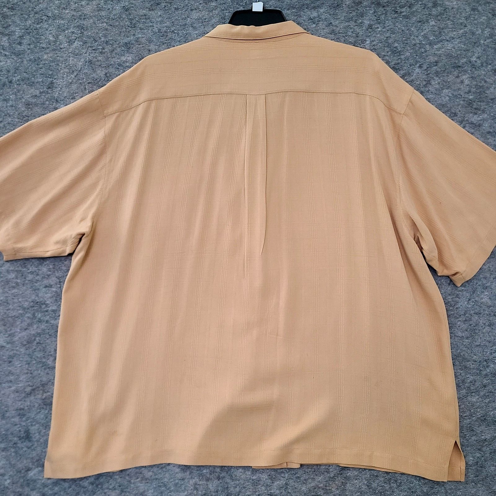 Tommy Bahama Vintage Tommy Bahama 100% Silk Hawaiian Shirt 2XL Salmon Size US XXL / EU 58 / 5 - 5 Thumbnail