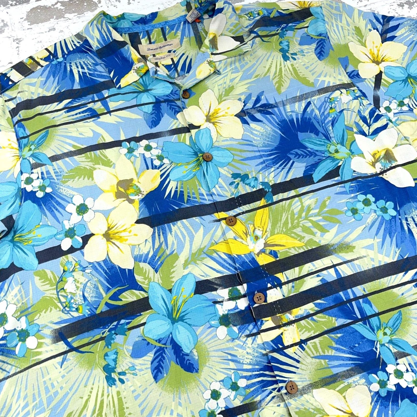 Tommy Bahama Tommy Bahama Shirt Men XXL Silk Button Up Blue Yellow Floral Hawaiian IslandZone Mens Size US XXL / EU 58 / 5 - 2 Thumbnail