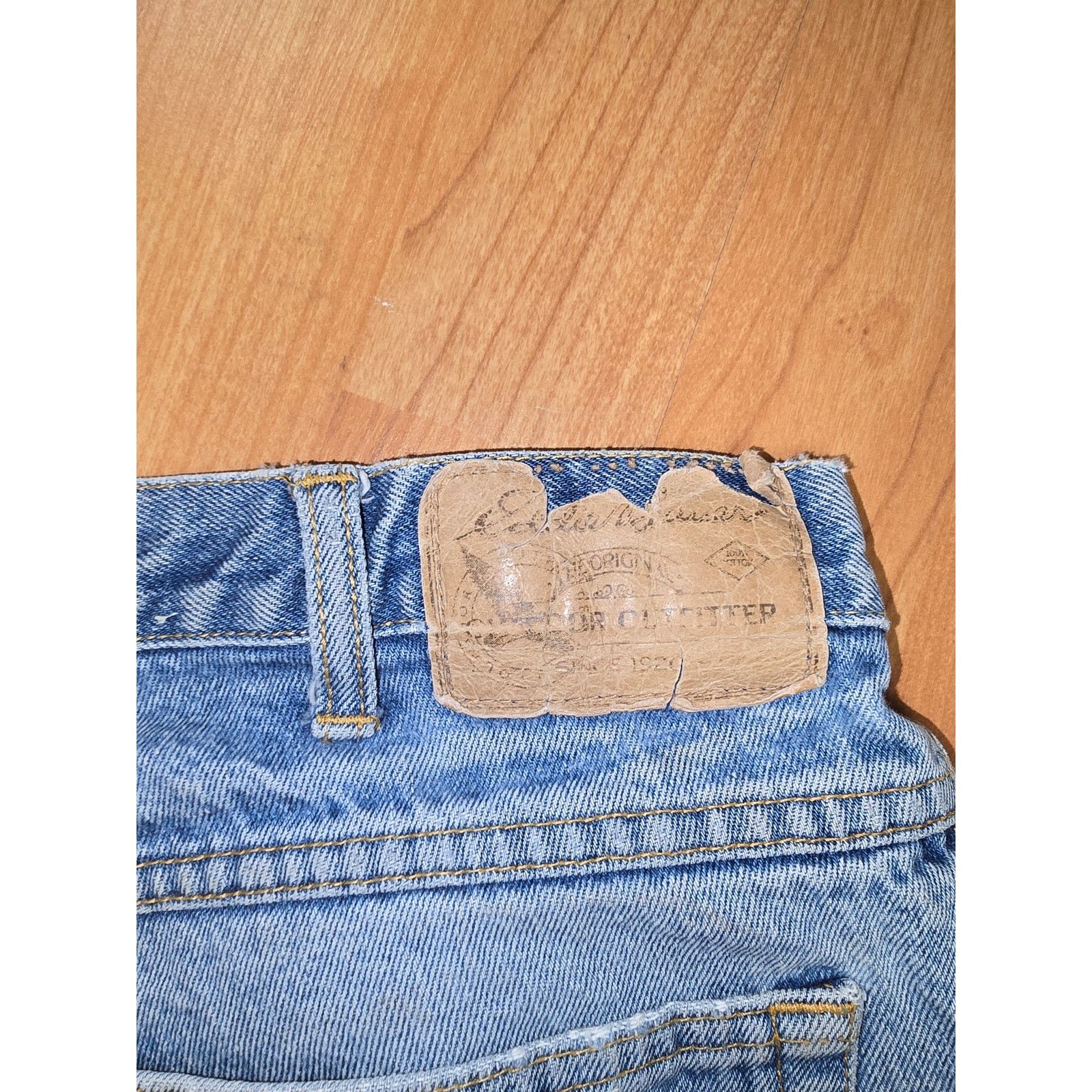 Eddie Bauer Eddie Baur Jeans 36x36 Light Wash Denim Natural Distressing Size US 36 / EU 52 - 10 Thumbnail