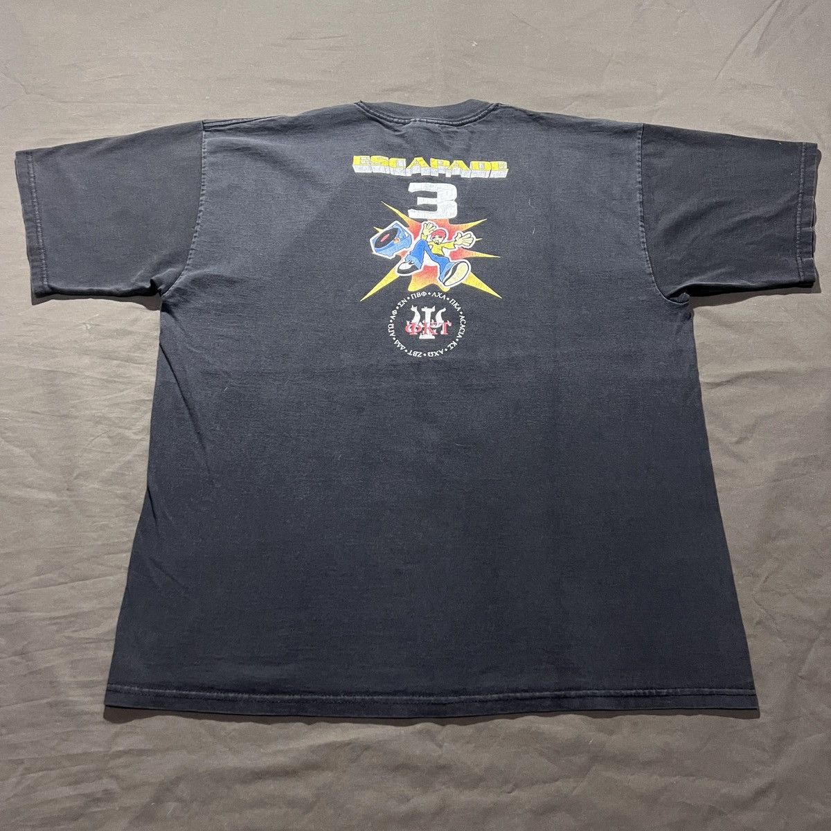 Vintage Vintage 90s Escapade 3 Tee XL Faded EDM Acid house DJ Hiphop Size US XL / EU 56 / 4 - 2 Thumbnail