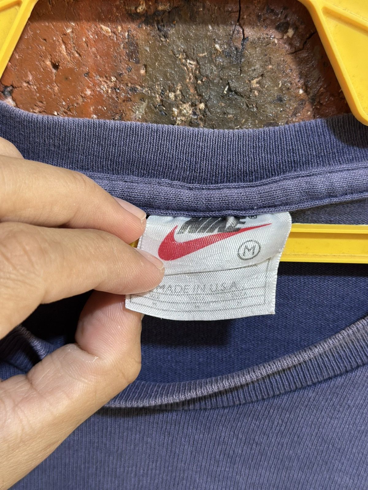 Nike × Vintage Vintage Nike Town Honolulu Sun Faded Tee Size US M / EU 48-50 / 2 - 4 Thumbnail