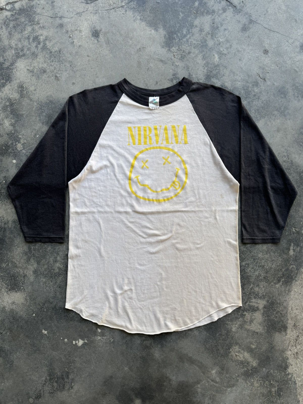 Band Tees × Nirvana × Vintage Vintage raglan nirvana band Size US M / EU 48-50 / 2 - 1 Thumbnail
