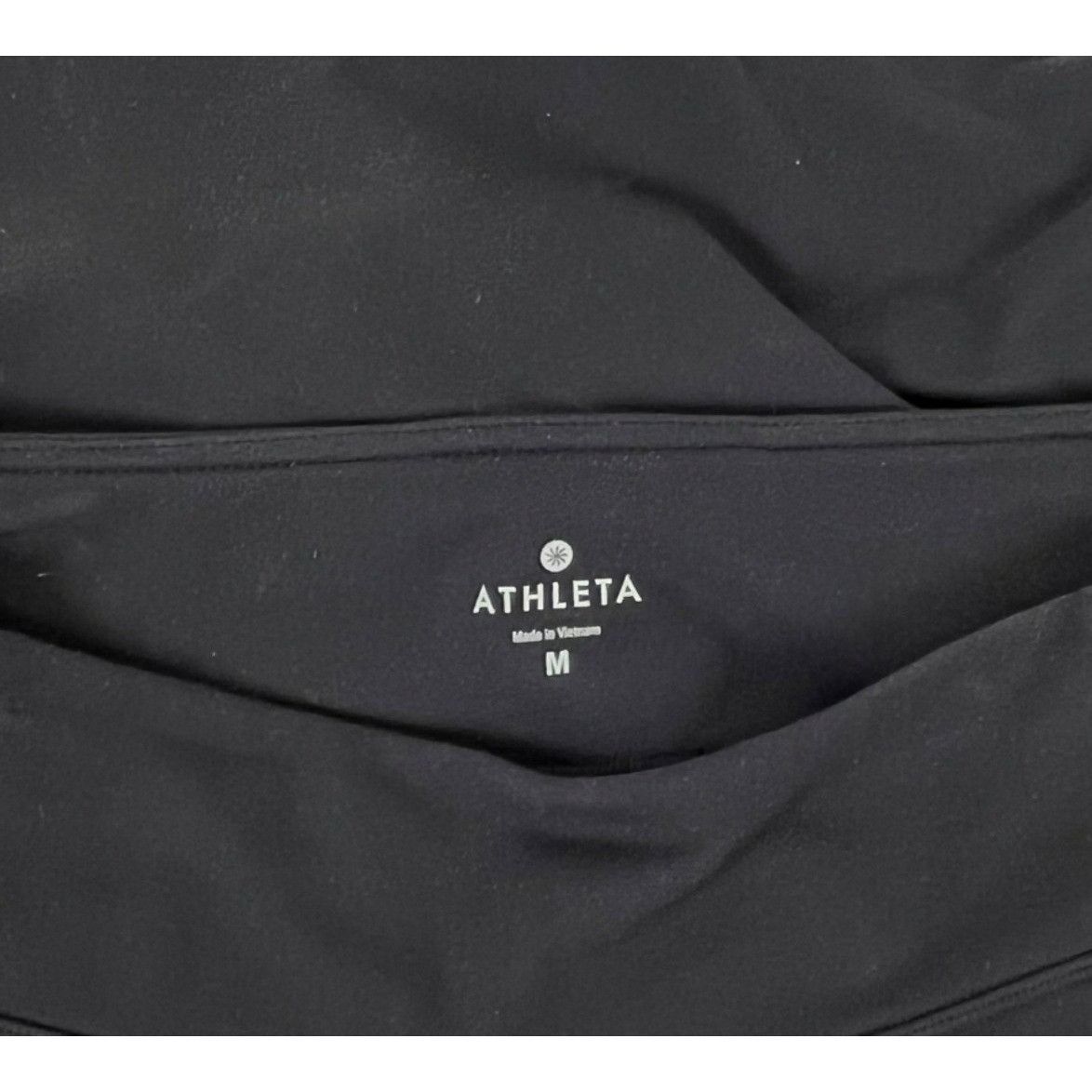 Athleta Athleta Jersey-Knit Black Skort with Pockets Sz. M Size 30" / US 8 / IT 44 - 2 Thumbnail