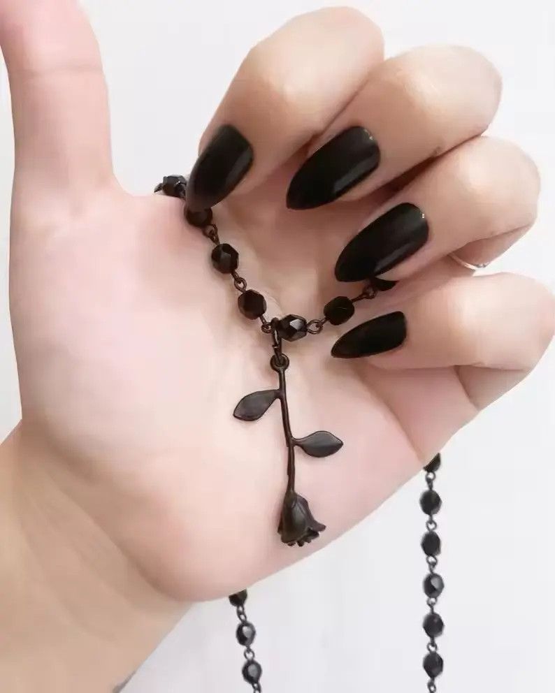 Jewelry Black Rose Necklace Beaded Rosary Chain Size ONE SIZE - 2 Thumbnail