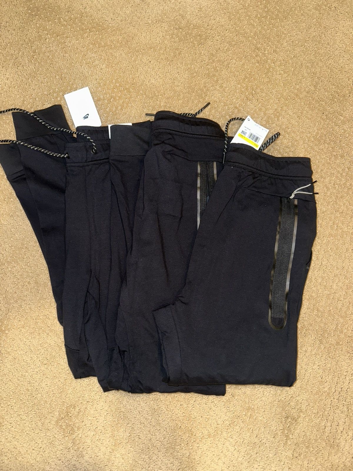 Nike 3PC- Lightwieight Nike Tech Pants Size US 32 / EU 48 - 1 Thumbnail