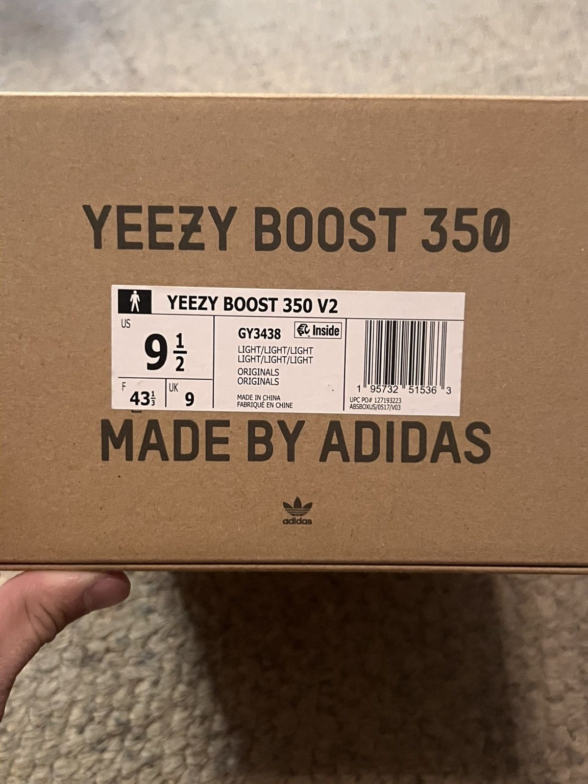 Adidas Yeezy boost 350 V2 Light Size US 9.5 / EU 42-43 - 11 Thumbnail