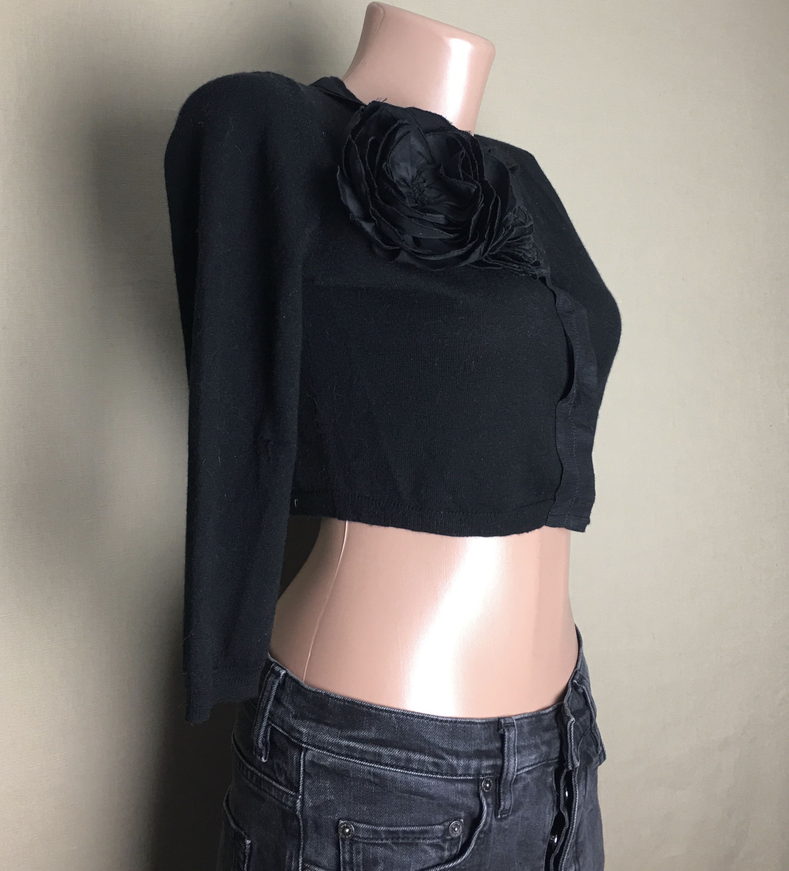 Max Mara Max Mara Pianoforte Silk Cashmere Flower Application Top S Size S / US 4 / IT 40 - 2 Thumbnail