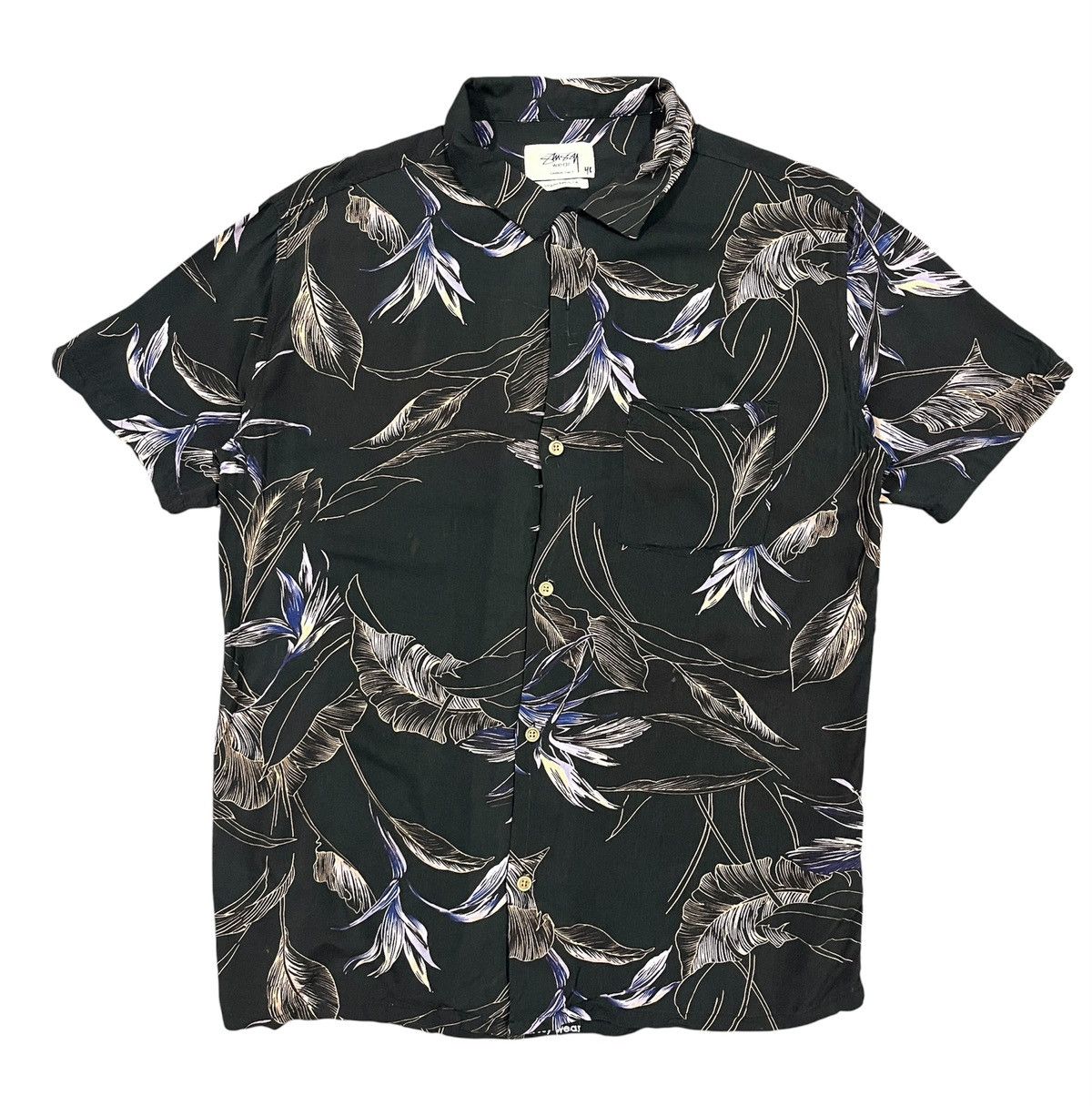 Stussy Stussy laguna beach hawaiian shirt rayon missing one button Size US S / EU 44-46 / 1 - 1 Thumbnail