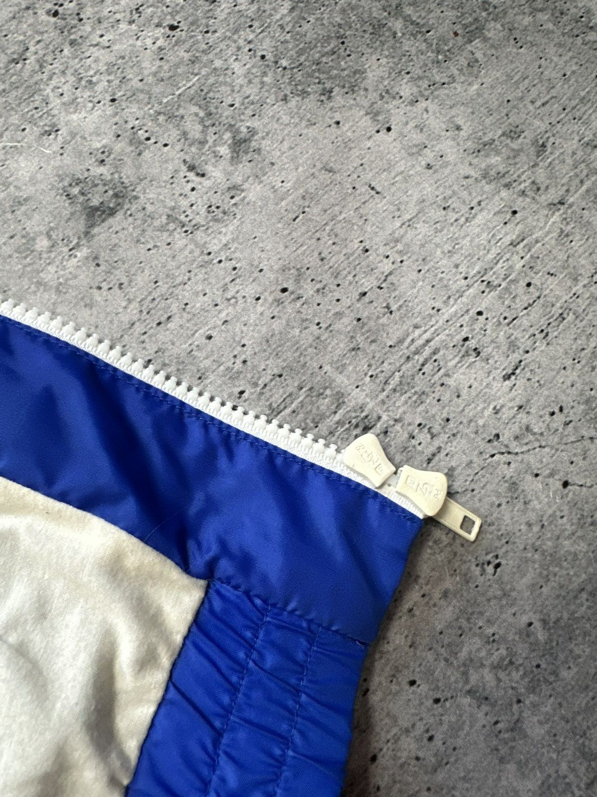 Moschino Moschino Underwear Gym Nylon Rain Waterproof Y2K Jacket Size US XL / EU 56 / 4 - 8 Thumbnail