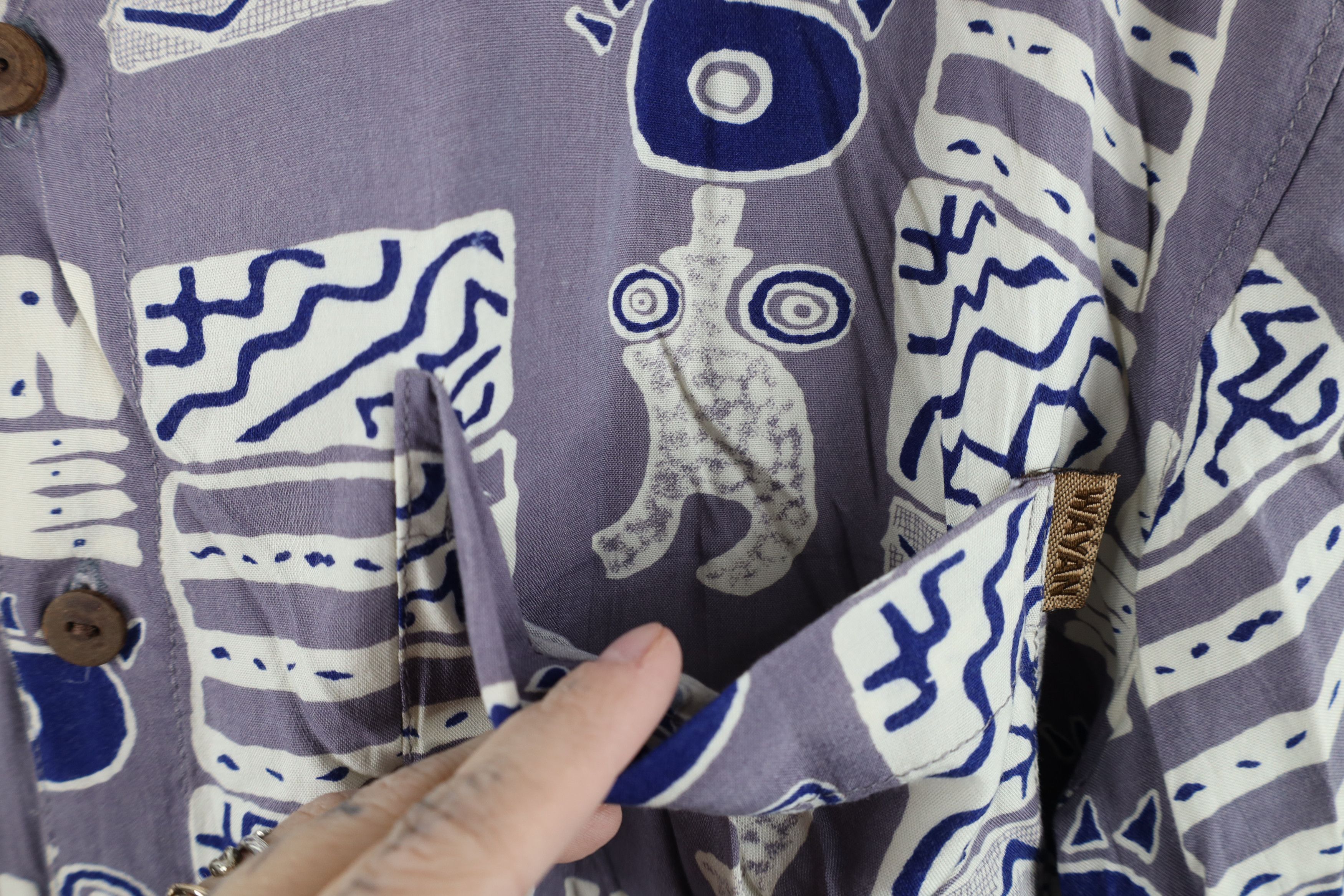 Vintage Vintage 90s Y2K Streetwear Hawaiian Rayon Button Shirt Luau Size US L / EU 52-54 / 3 - 5 Thumbnail