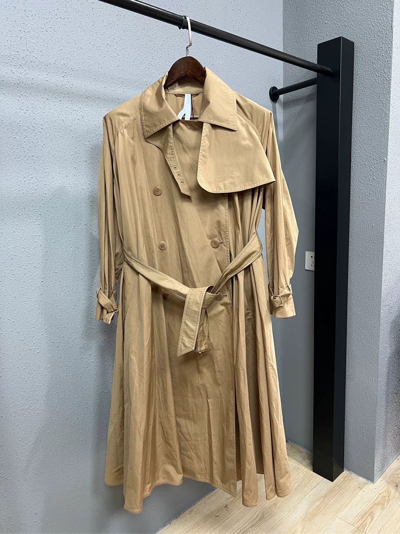 Max Mara Maxmara Double-Breasted Trench Coat Size 34 Size XS / US 0-2 / IT 36-38 - 1 Thumbnail