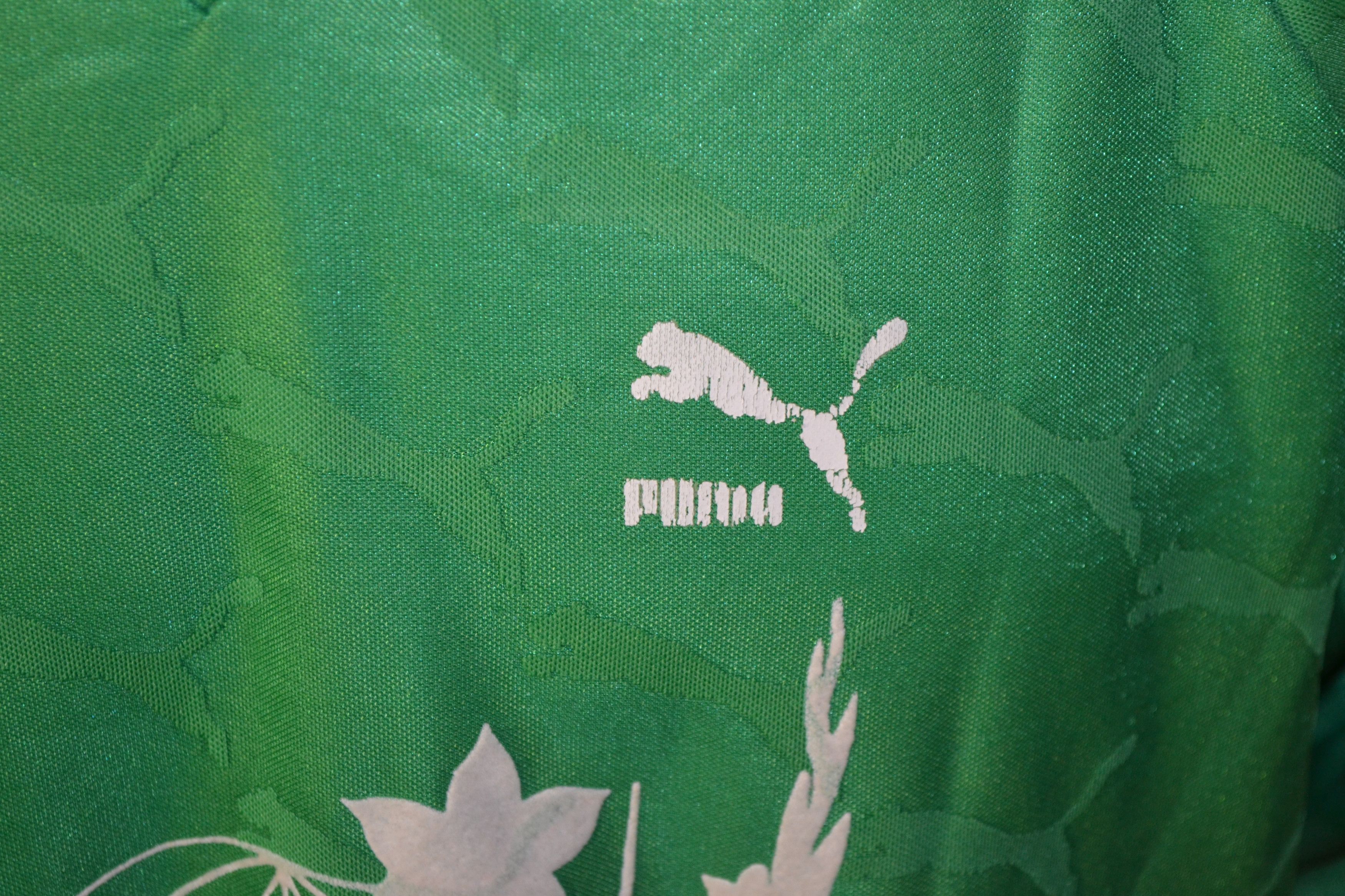 Puma Vintage PUMA Football Jersey – World Bulbs Sponsor Size US M / EU 48-50 / 2 - 3 Thumbnail