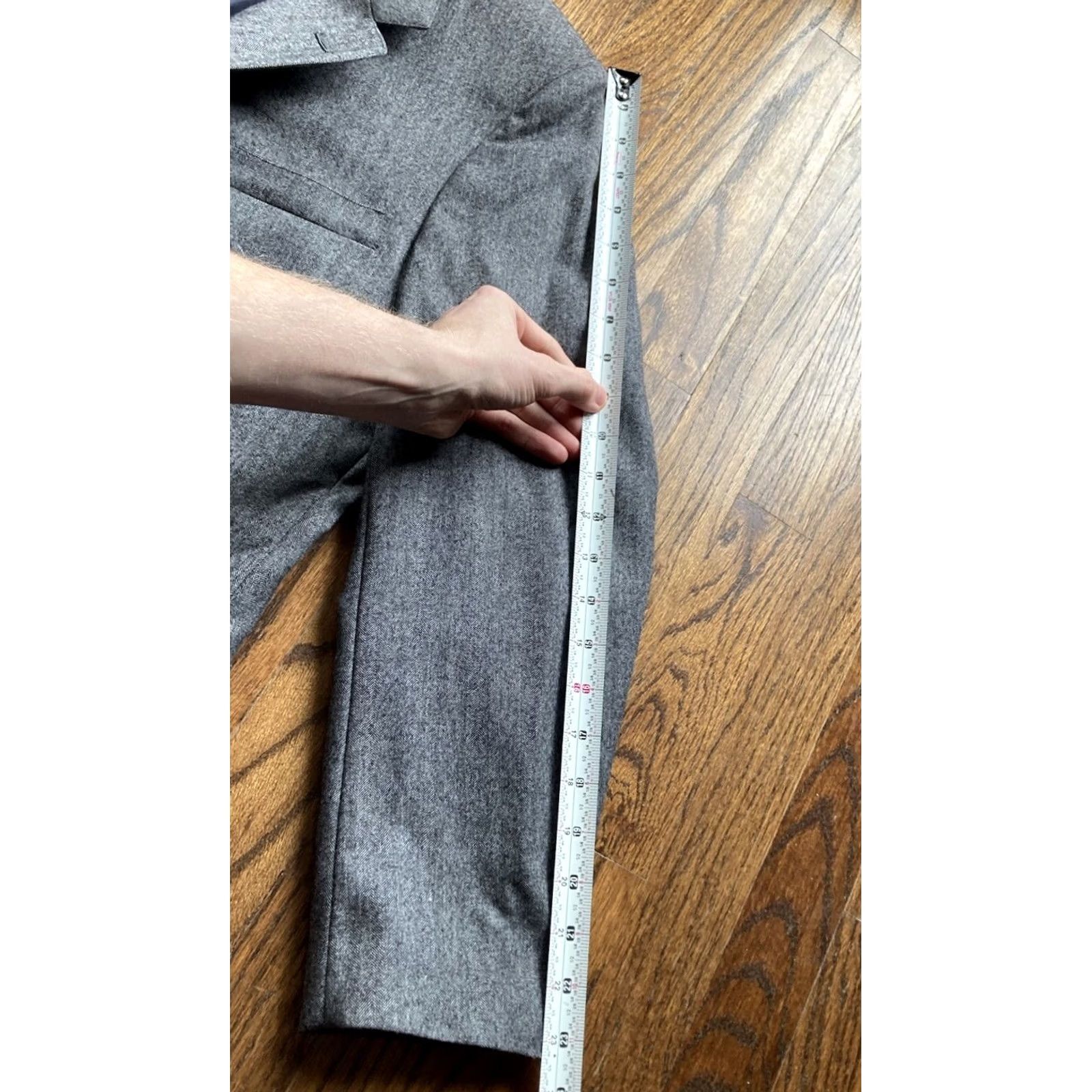 Brooks Brothers VINTAGE Brooks Brothers Blazer Mens 39R Gray Wool Herringbone Single-Breasted Three-Button Sports Jacket Regular Fit Jacket/Coat Size 40R - 6 Thumbnail