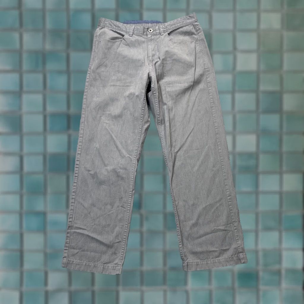 Calvin Klein Calvin Klein Pants Mens 32x30 Gray Cotton Chino Straight Leg Size US 32 / EU 48 - 1 Thumbnail