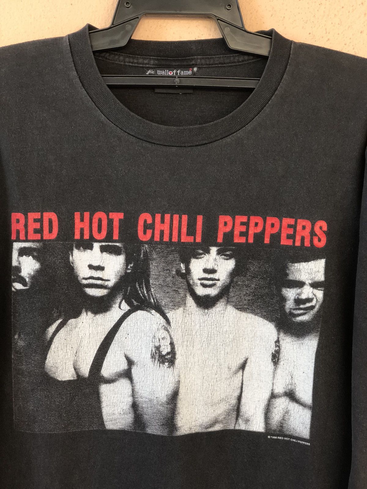 Band Tees Vintage 90s Red Hot Chili Peppers LS Band Tee Size US L / EU 52-54 / 3 - 3 Thumbnail