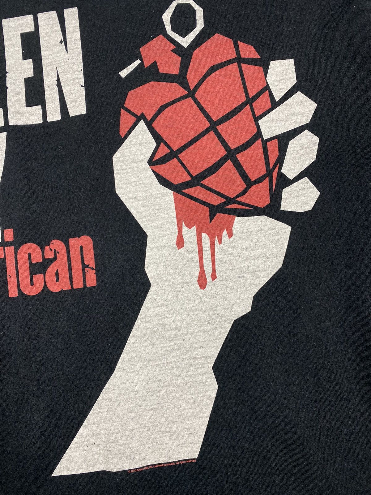 Vintage Vintage Y2K Green Day American Idiot Punk Rock Band 2010 Tee Size US L / EU 52-54 / 3 - 8 Thumbnail